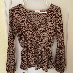 Francesca’s long sleeve leopard print shirt